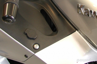 Kawasaki ZZR1200 Left Front Panel